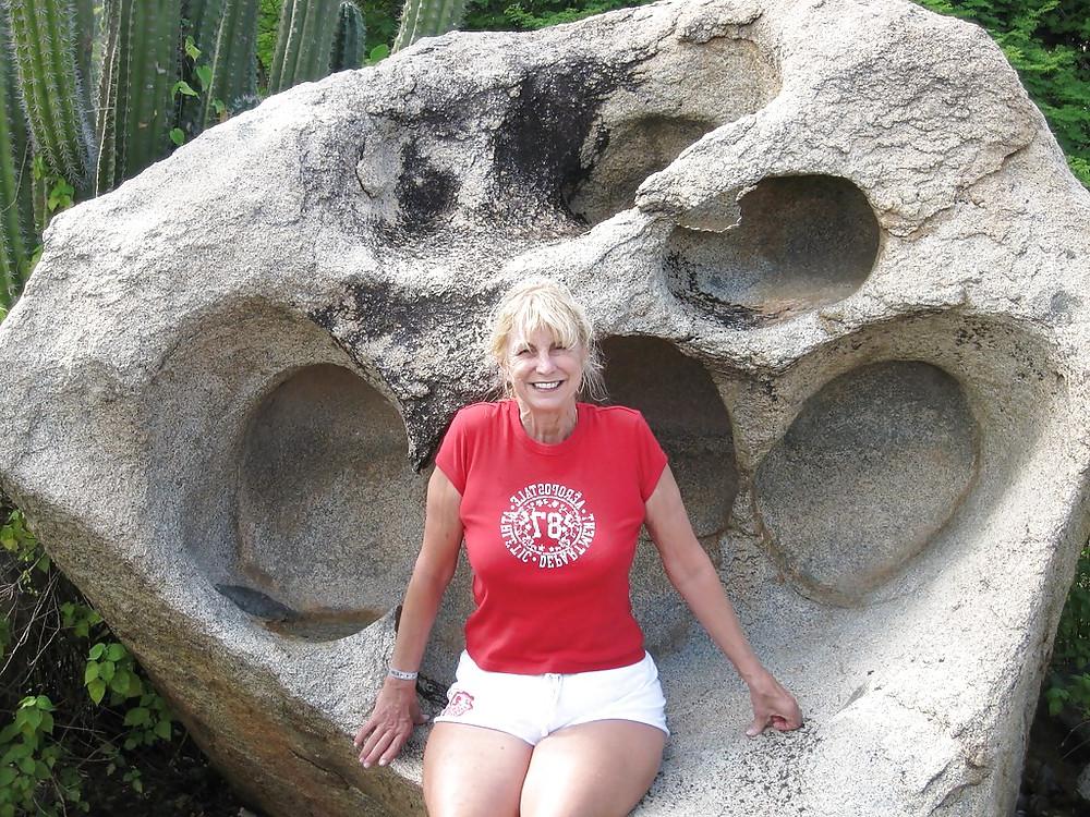25P Sexiest Mature Woman Ever