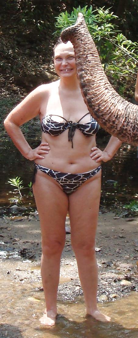 19P Matures on a beach