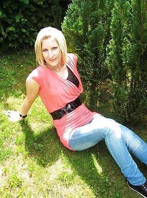 13P Ugly Woman - Anke