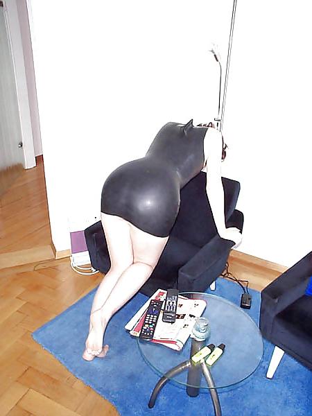 25P Posing nude when Sabine is 27