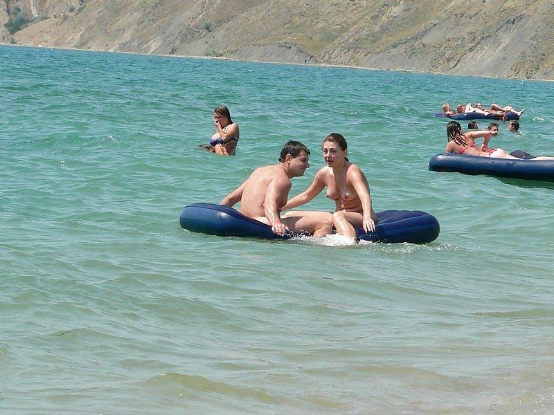 25P More Beach Teens