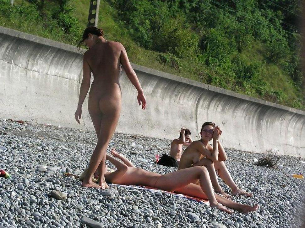 25P Nudist Beach Teens