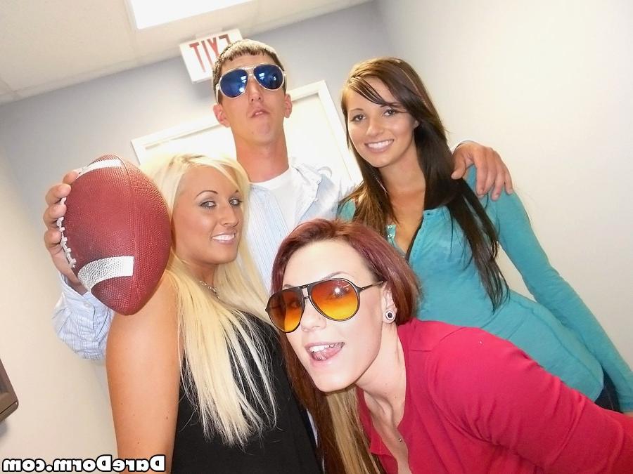 16P College coeds dorm party