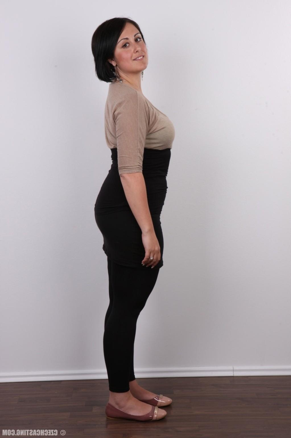 17P Chubby wife with big sexy ass