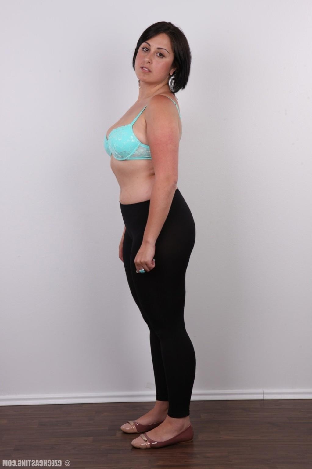 17P Chubby wife with big sexy ass