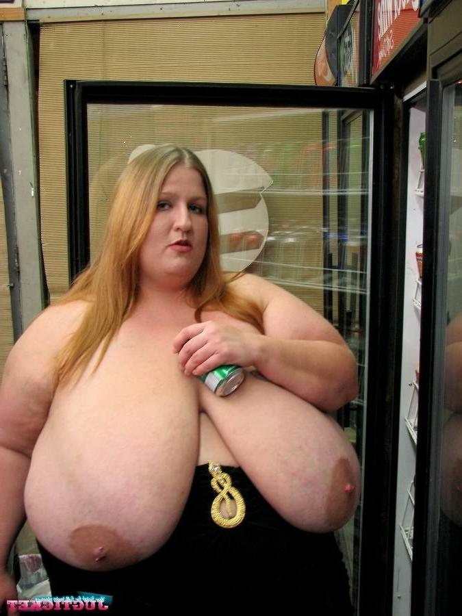16P Busty fat amateur blonde showing her huge boobs in shop