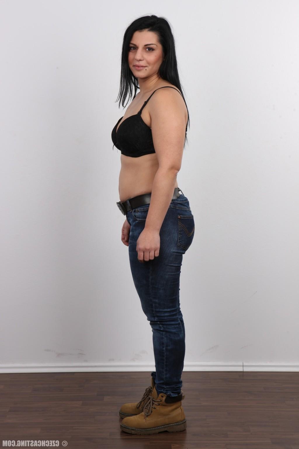 17P Chubby brunette with large ass