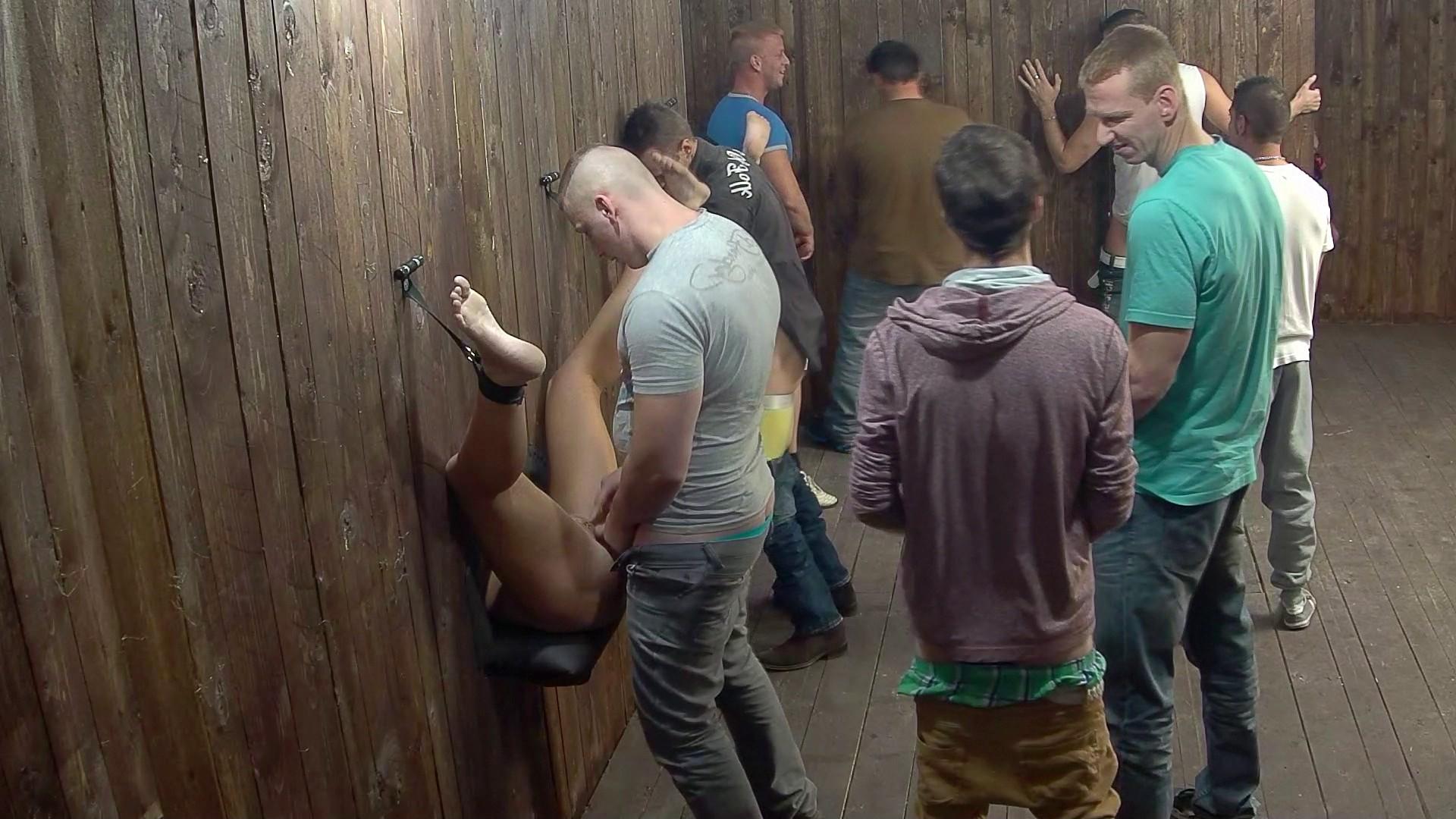 9P Kinky amateur orgy