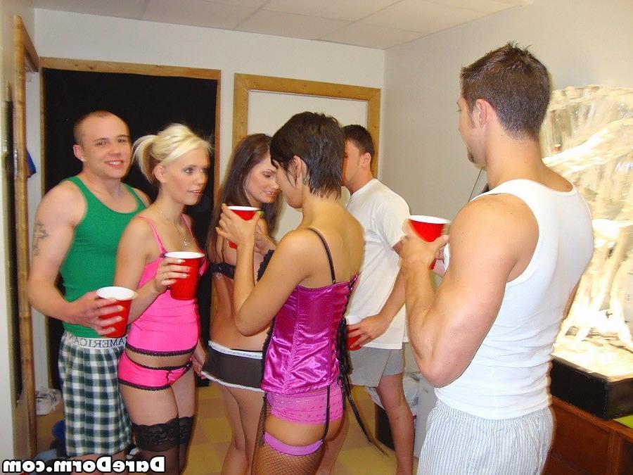 16P College coeds dorm party