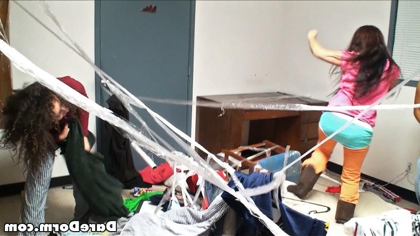 16P College coeds dorm party