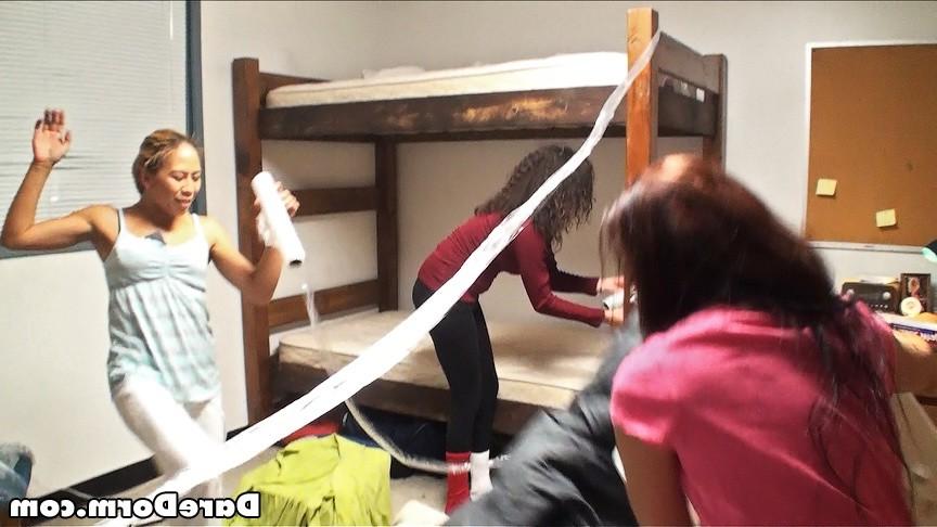 16P College coeds dorm party