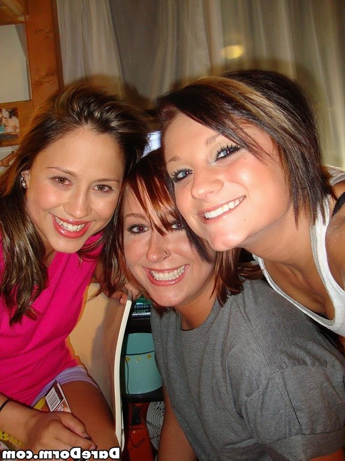 16P College coeds dorm party