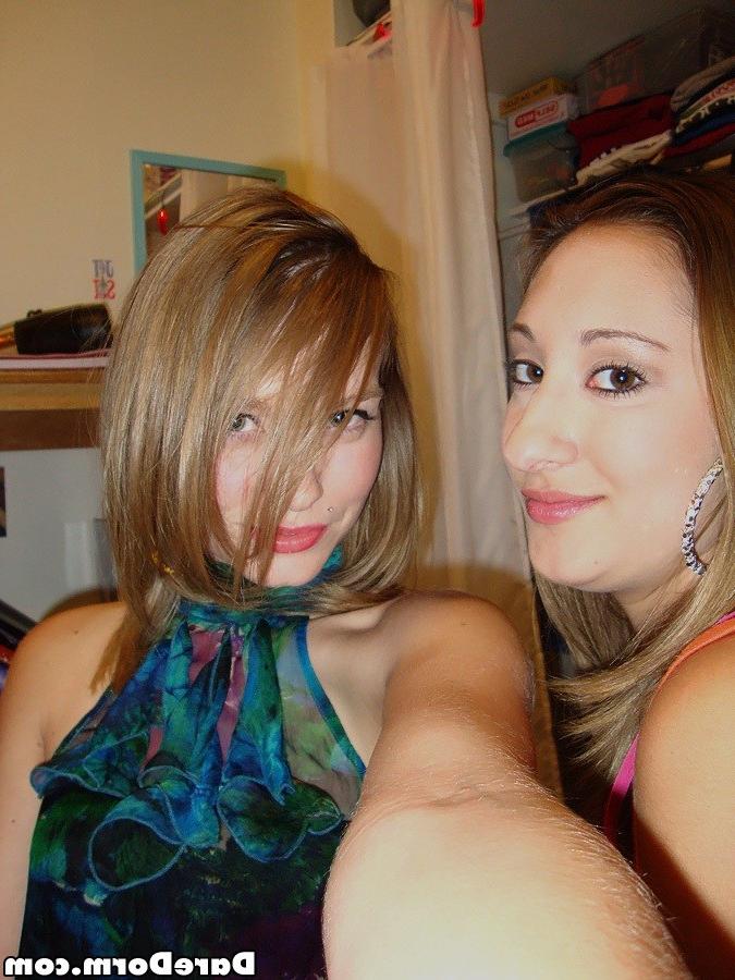 16P College coeds dorm party