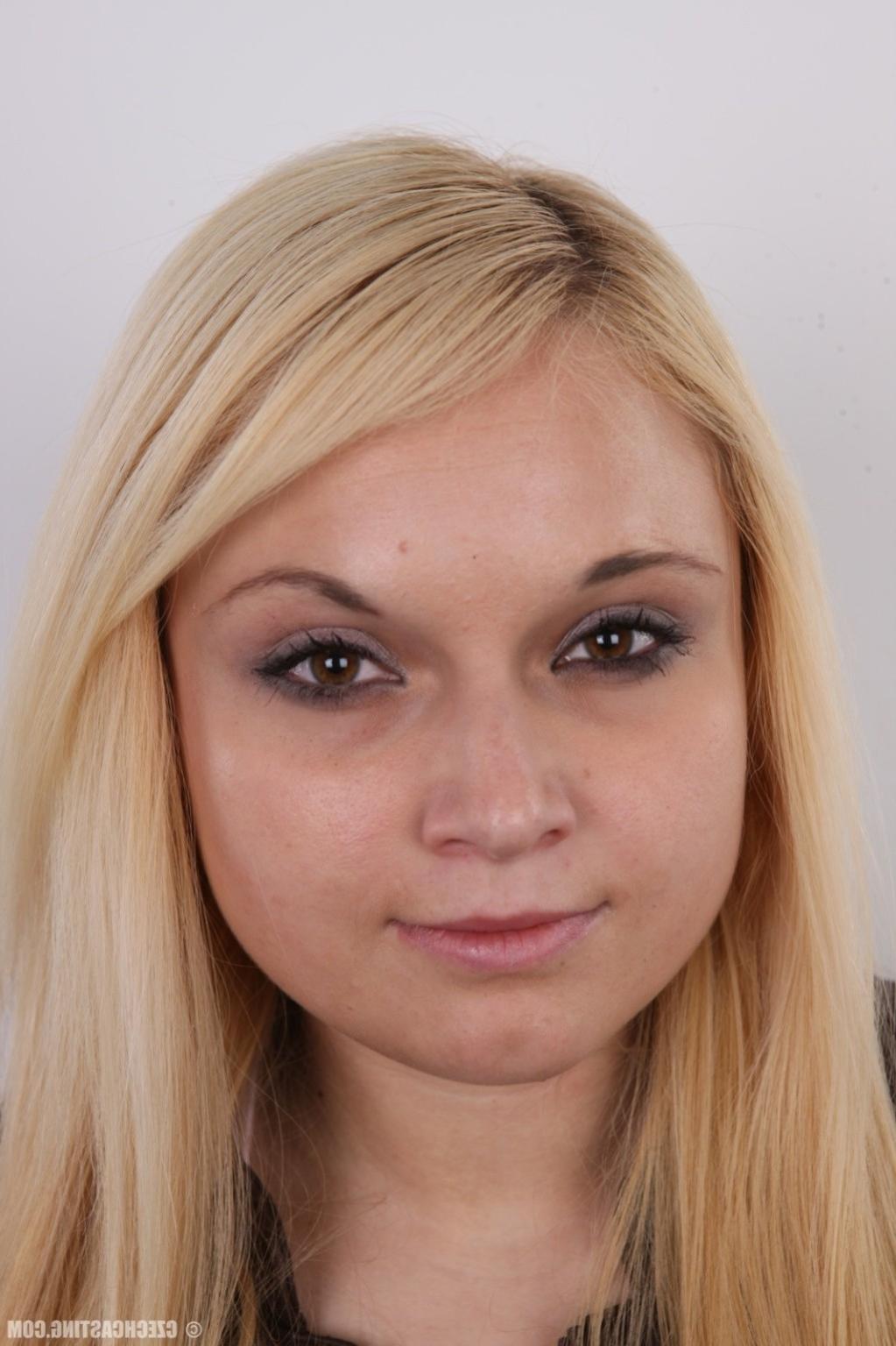 18P Naked czech amateur blonde