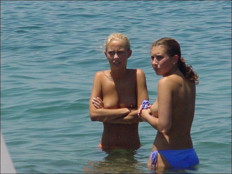 21P Candid beach voyeur  beach teen nudists