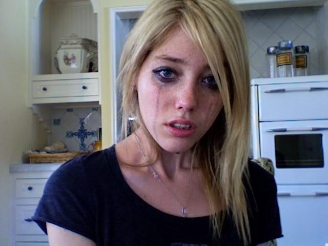 16P Skinny anorexic girl takes photos of herself