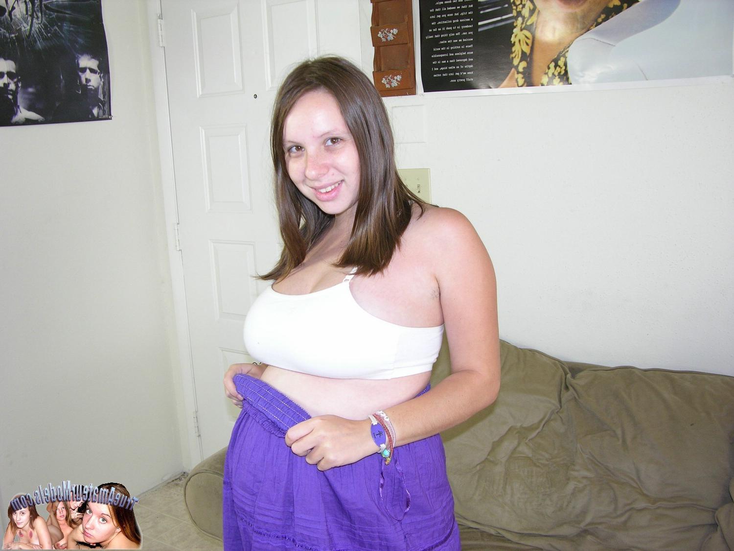 10P Amateur Nude Pregnant Girl - Zoe Rae