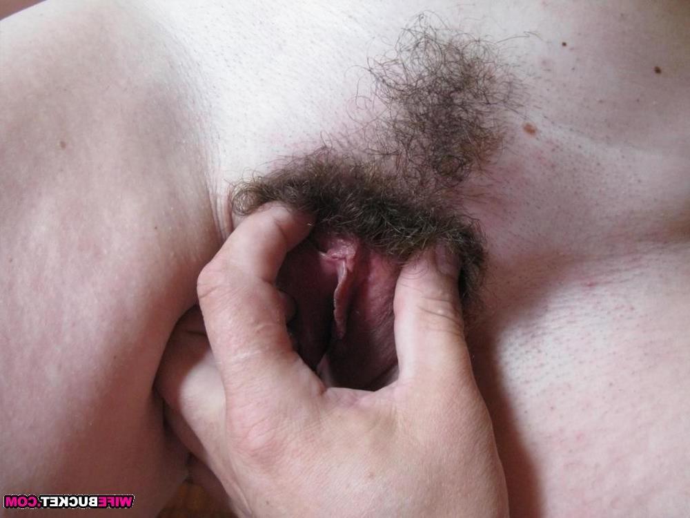 20P Hairy sex pics
