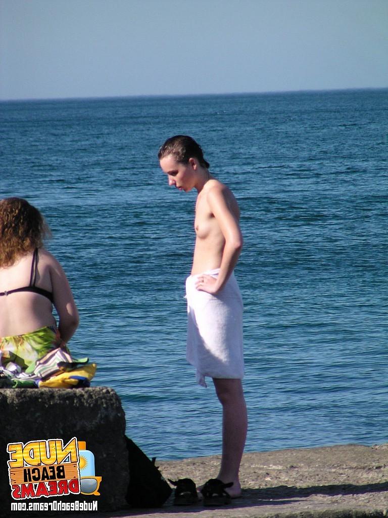 15P Teen girl caught topless at the public beach