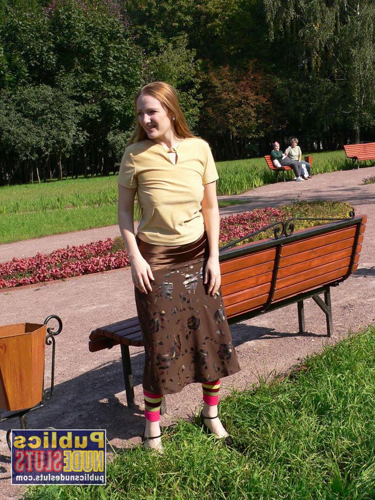 15P Very sexy redhead flashing in the park