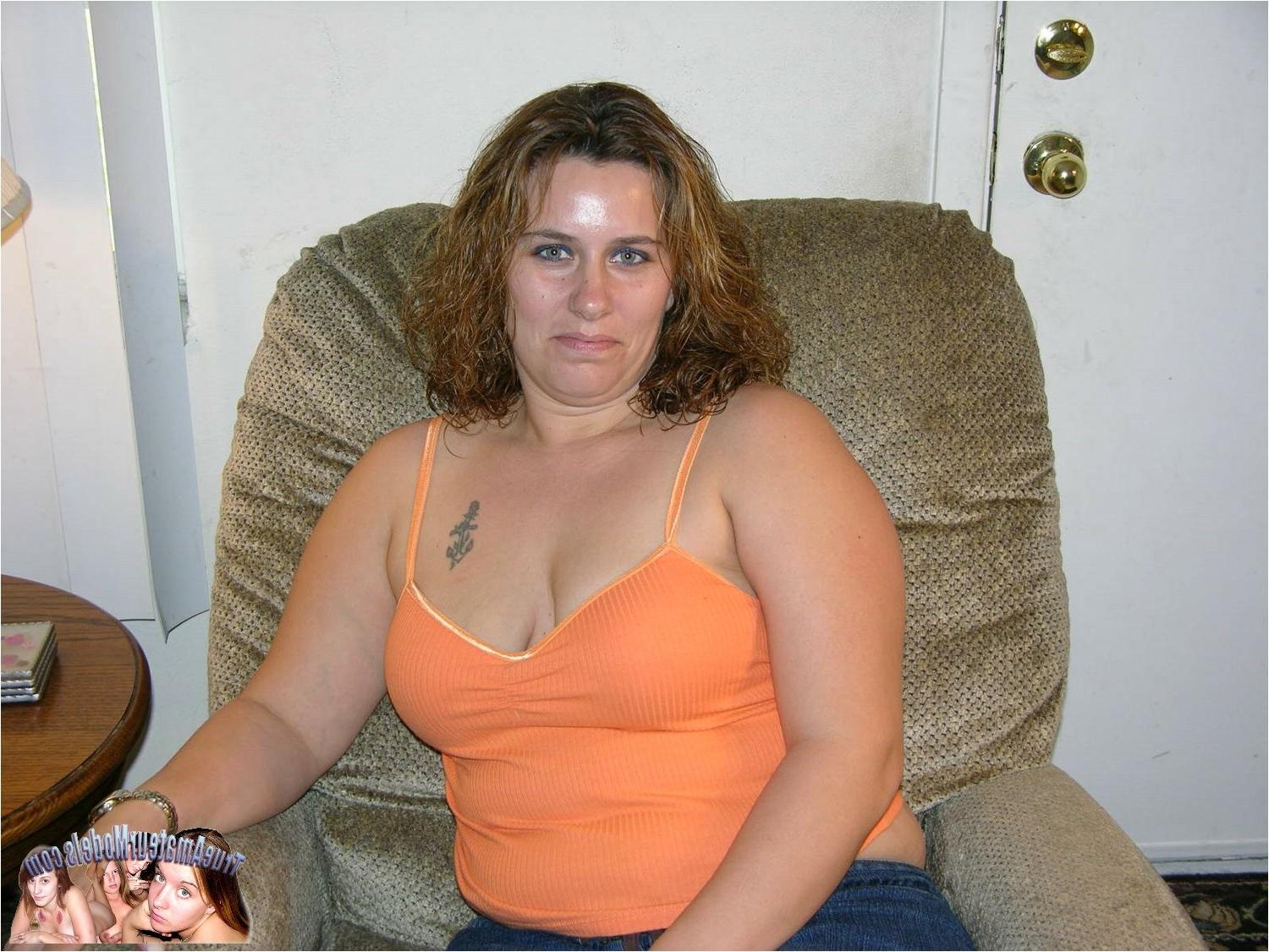 10P Amateur BBW Woman Modeling Nude