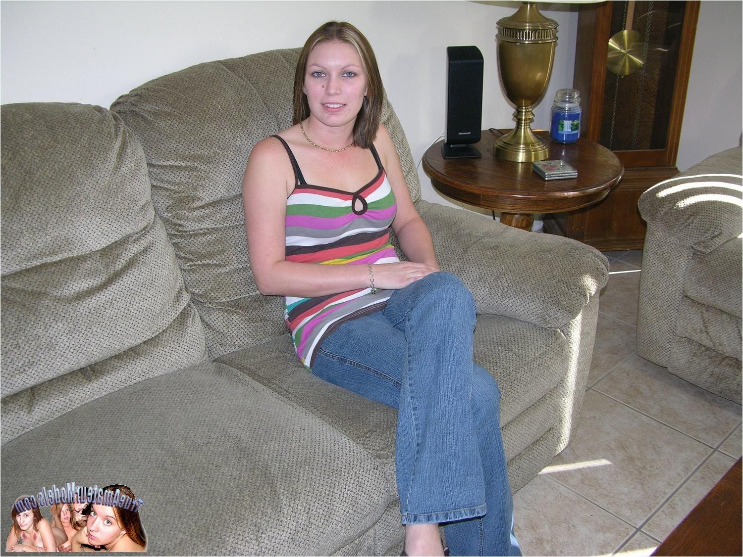 10P Year Old Amateur Girl Spreading All Apart Nude