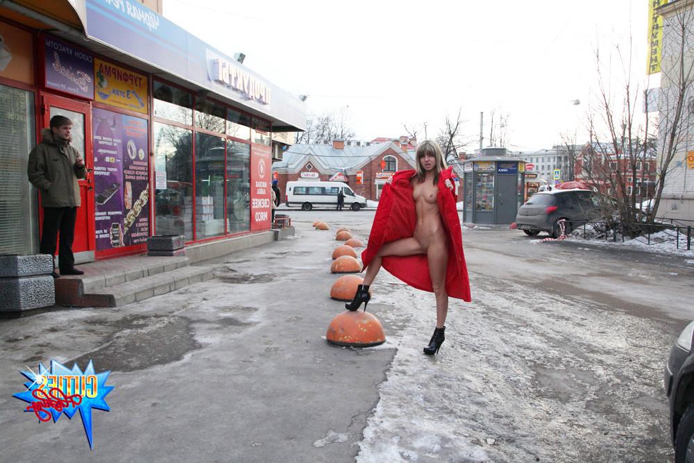 16P Naughty Russian girl shows perfect body in street