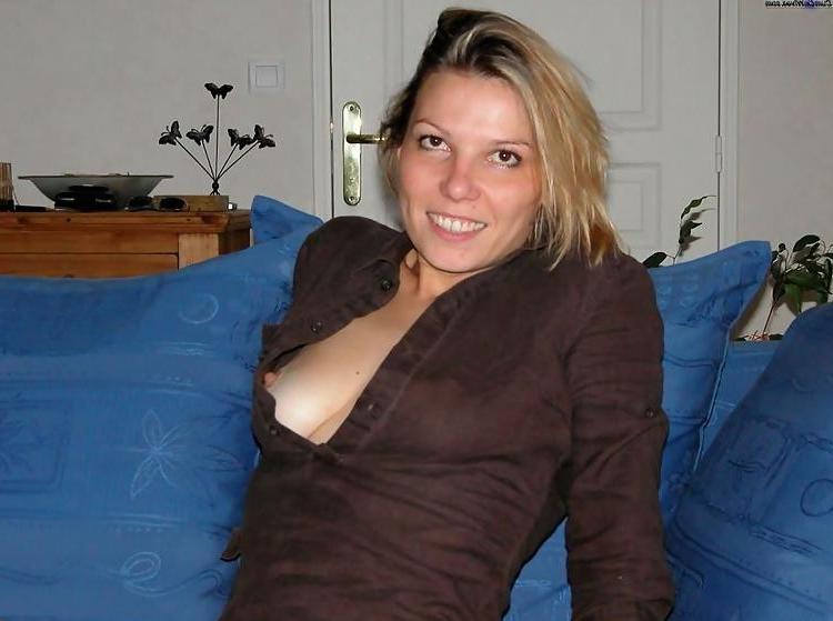 16P Pretty amateur woman in white lingerie