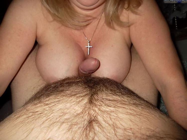 14P Reifer Blowjob mit großen Titten