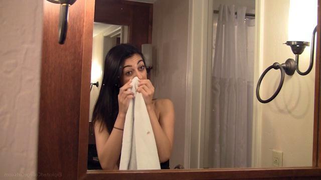 20P Amateur college coed exploited