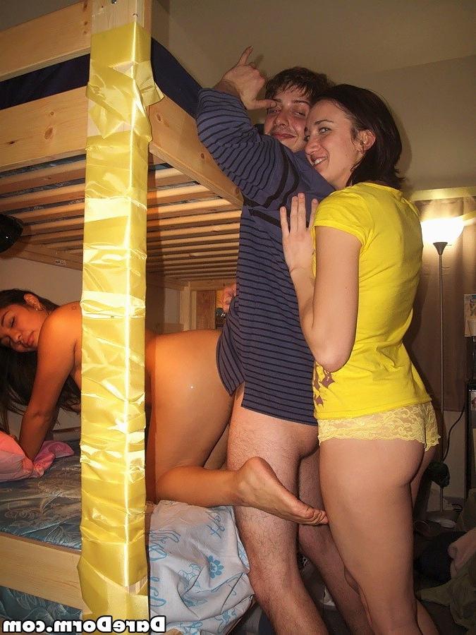 16P College coeds dorm party