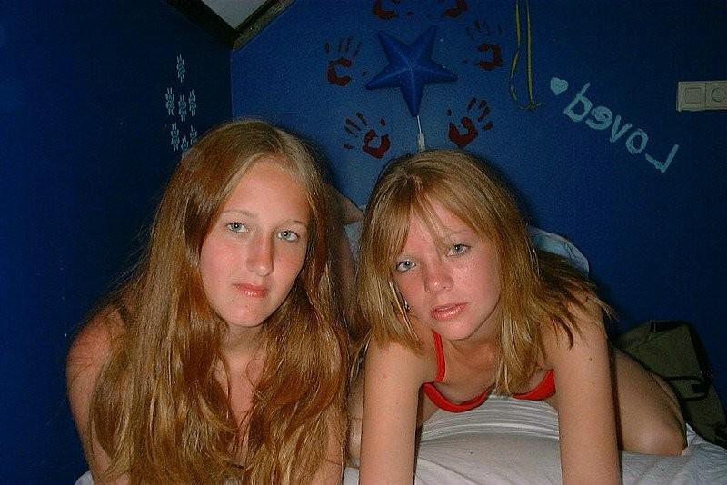 12P Super hot pictures of amateurs girlfriends