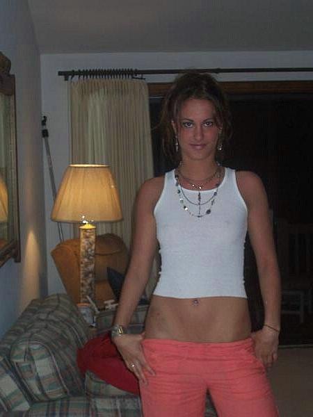 11P Nice set of pics stolen from Facebook of real girls