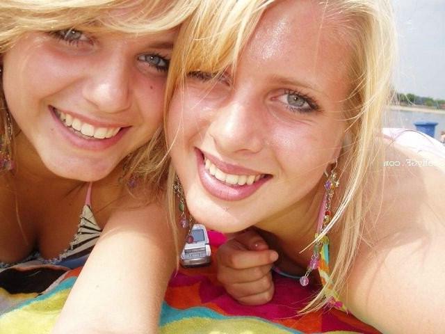 12P Facebook secret horny real life girls shots