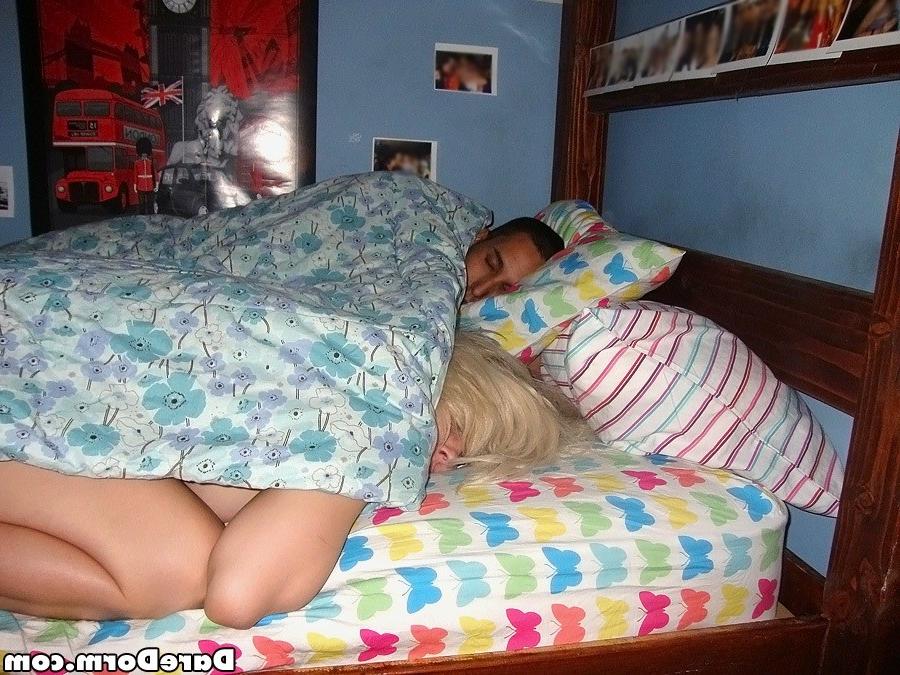 16P College coeds dorm party