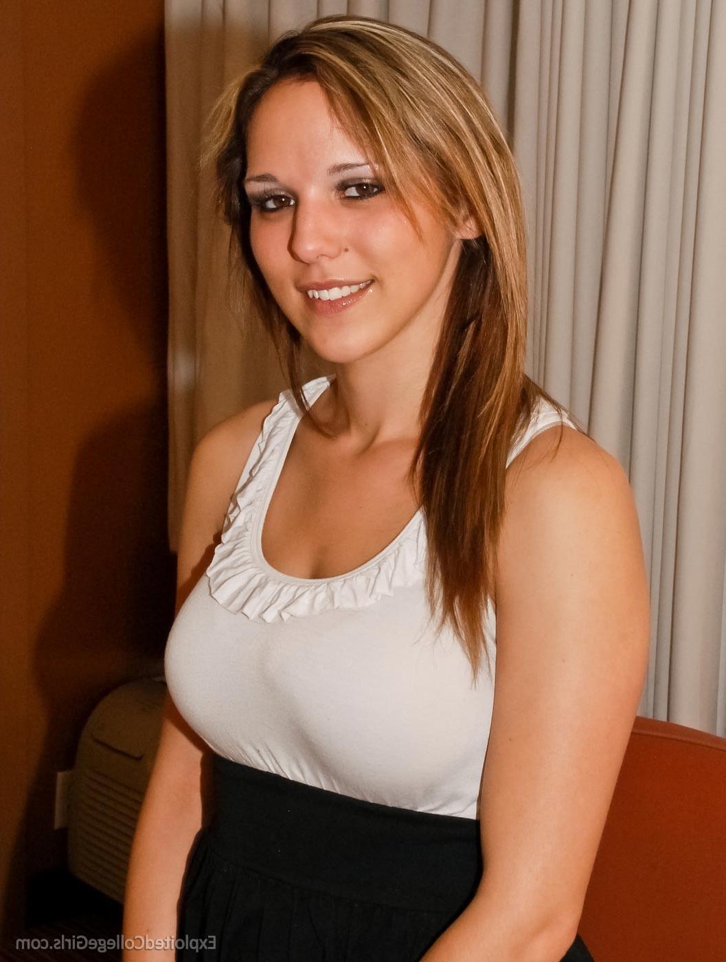 16P Amateur college coed exploited