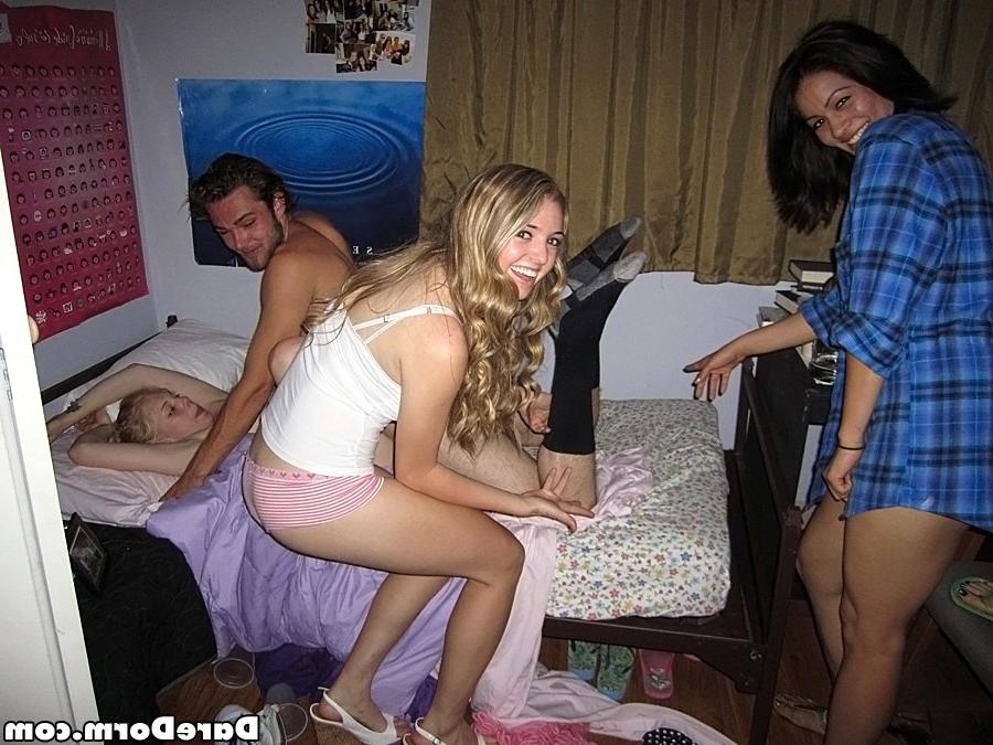 16P College coeds dorm party