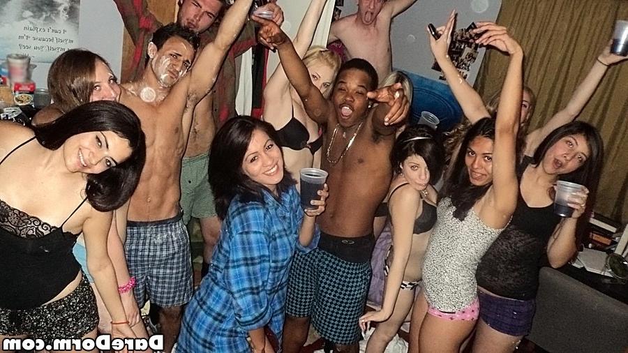 16P College coeds dorm party
