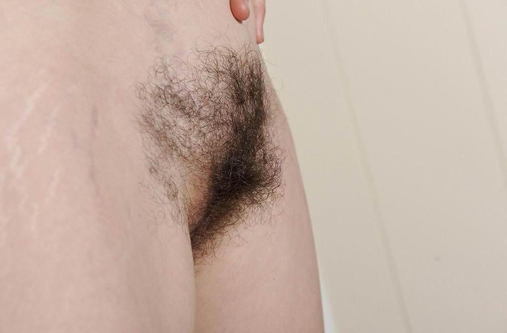 20P Hairy Amateur Mature Showing Off 