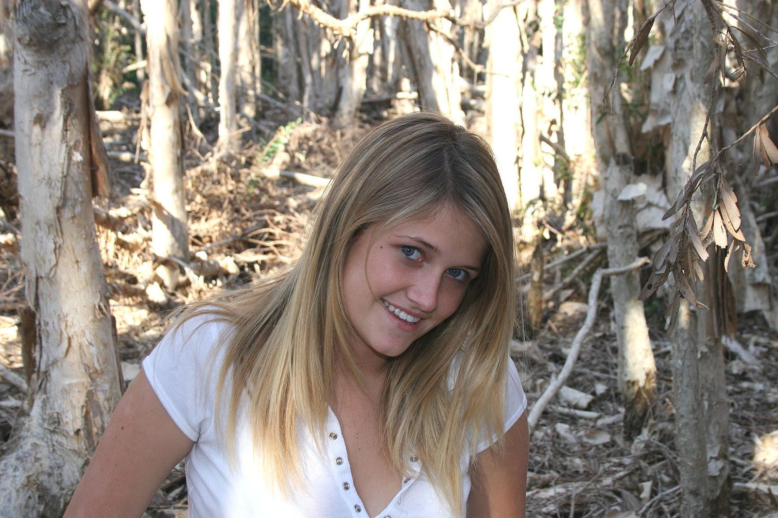 12P Sam in the Bush