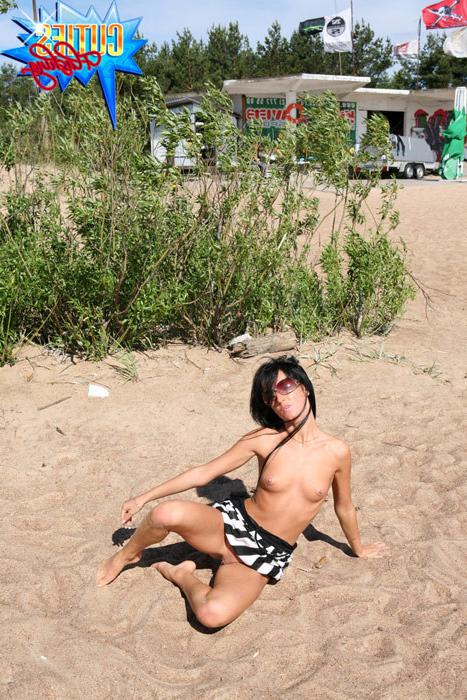 16P Babe shows her holes and little tits at the beach