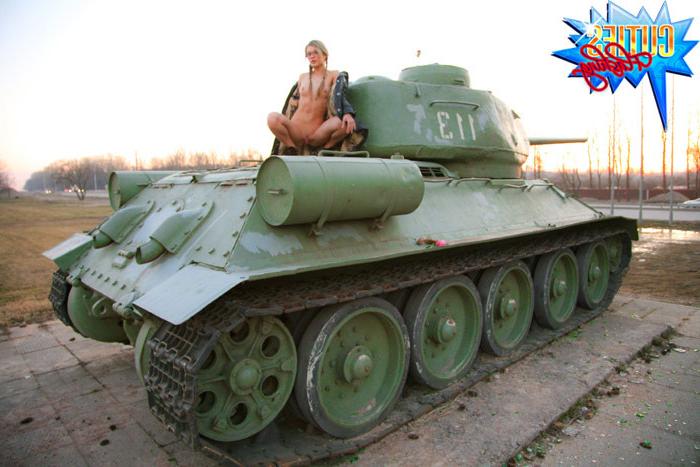 16P Loose blonde gets stripped near the tank