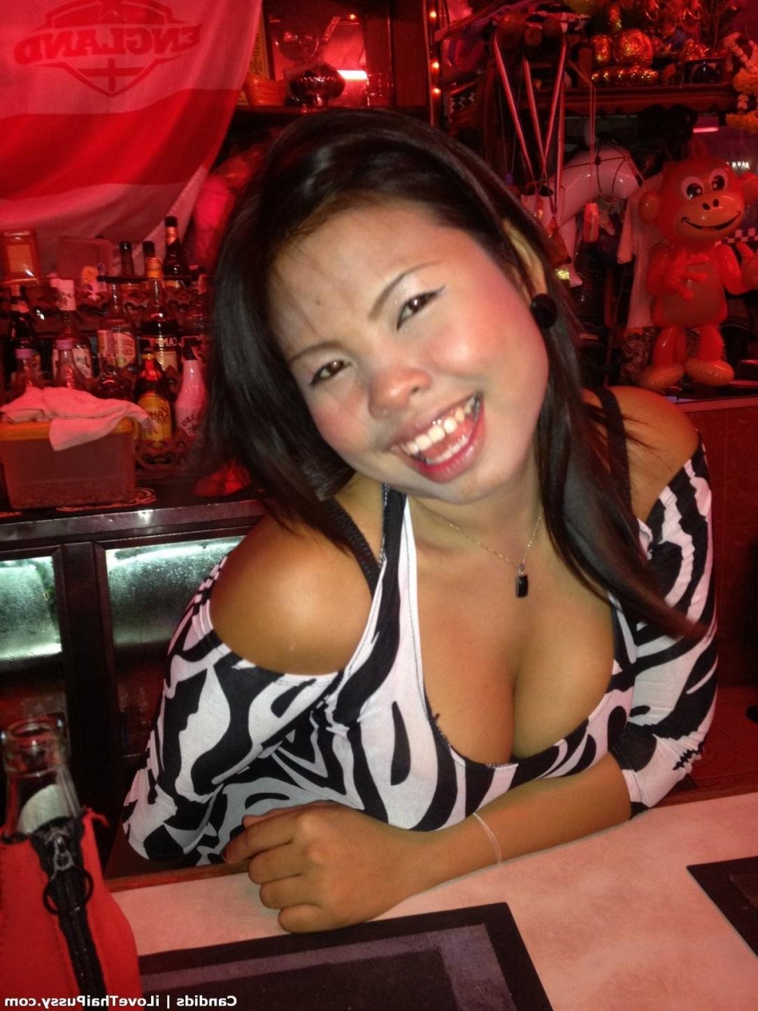 25P Hot Thai Milf ass fucked by a sex tourist horny asian old lady