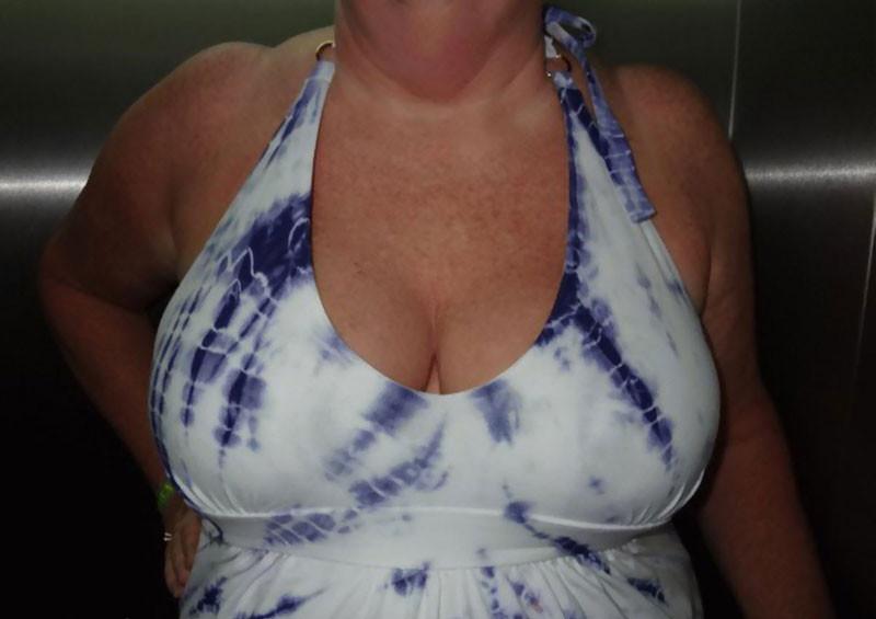 10P plumper mature flashing