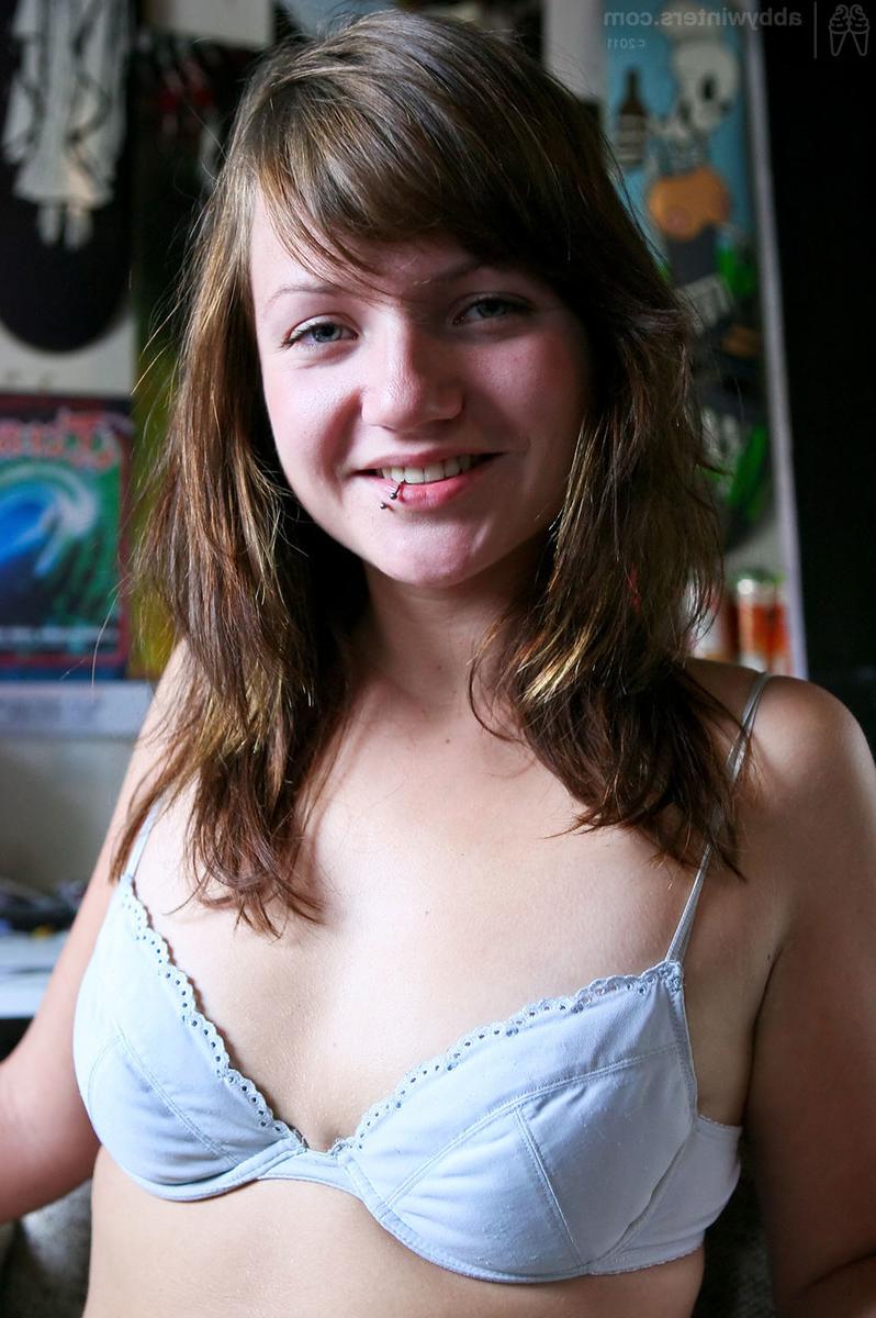 15P Small tits aussie amateur Liliana fingering her unshaved hairy pussy