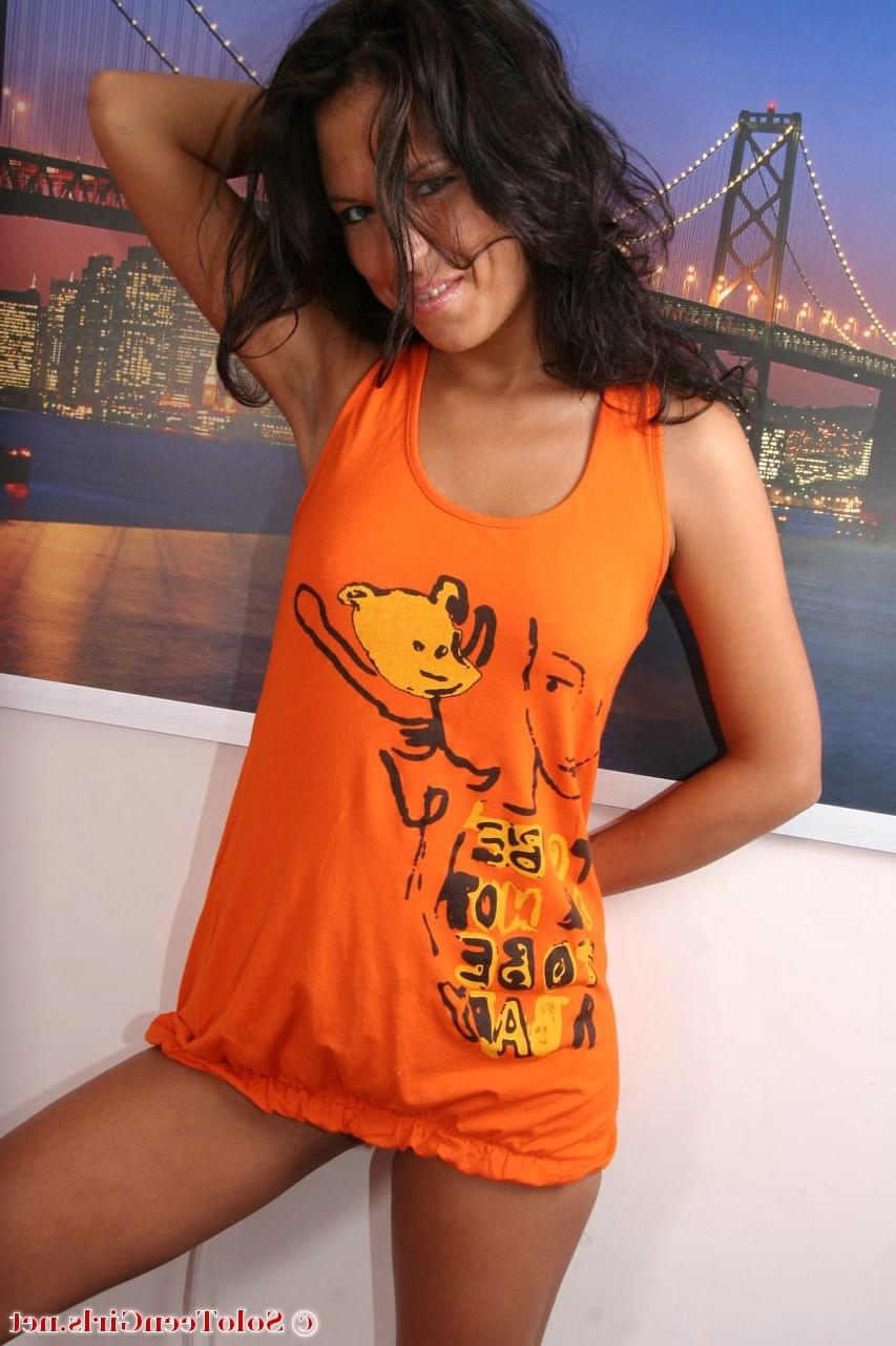15P Sexy teen girl shows off her sexy body