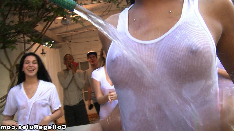 15P Amateur teenies get soaked at college sorority wet t-shirt party