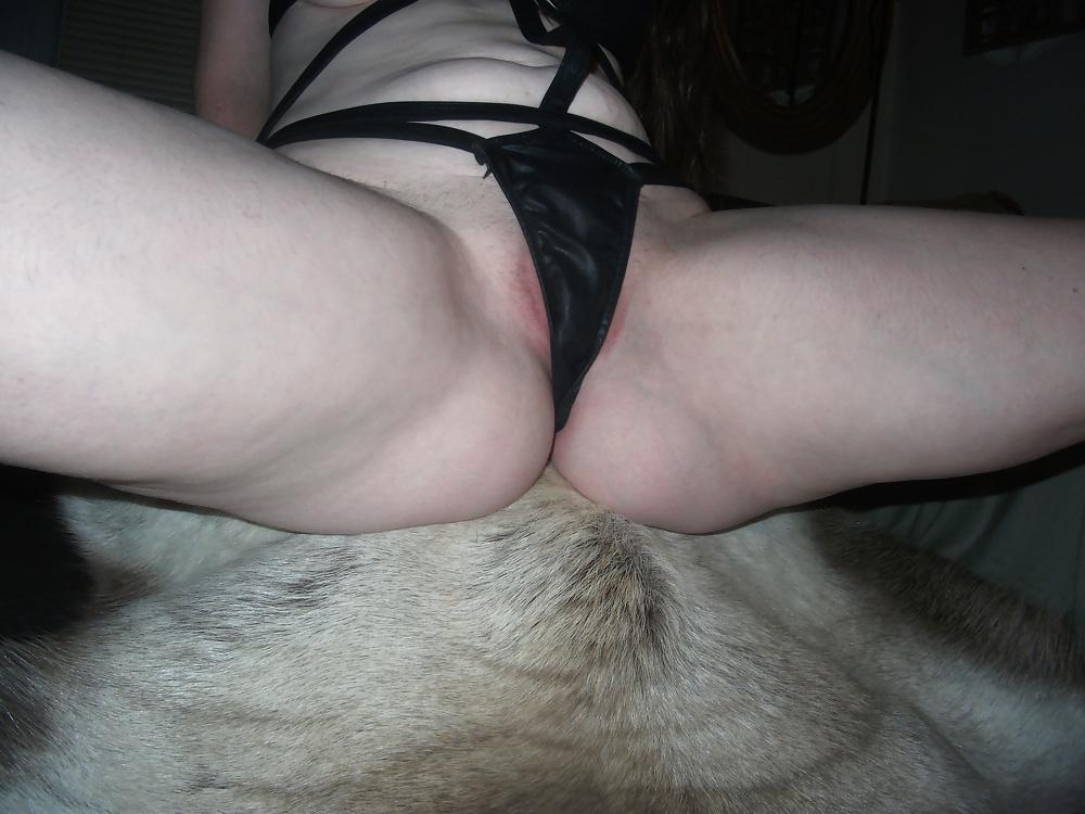 13P Tight pussy milf in leather unleashed