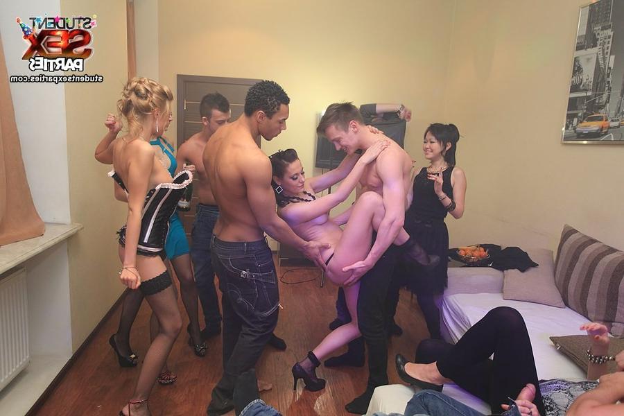 8P Drunk ecstasy for student sluts