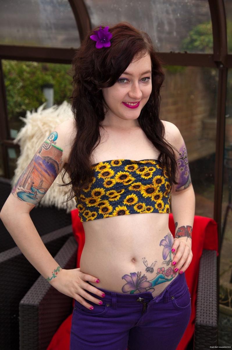 15P Hairy tattooed amateur spreading furry pussy